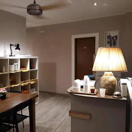 Extrahotel Paradise Отель